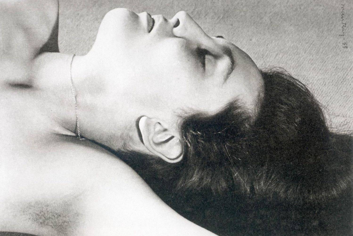 [] Meret Oppenheim 